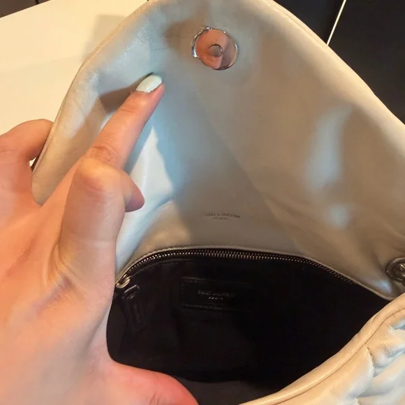 RELISTING FOR ORIGINAL BUYER. Preloved YSL Cream Leather Shoulder Bag FULL SET - Picture 10 of 16